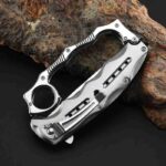 Factory direct selling boxing gloves folding knife stainless steel outdoor folding knife multifunctional camping knife folding knife self-defense boxing knife - immagine 2