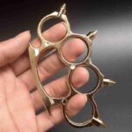 Legal defense equipment finger tiger tip ring hand buckle fist buckle martial arts fight tiger ring fist ring iron four-finger hand brace - immagine 3