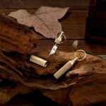 1PCS Mini Brass Capsule Pocket Knife Portable Utility Knifes Survival Knife Keychain Pendant Gadget Letter Package Opener - immagine 2