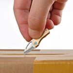 Brass Magnetic Attraction MINI Folding Knife Portable Unboxing Small Blade Keychain CS GO Hanging Outdoor Camping EDC Knife - immagine 6