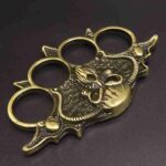 Metal bull head iron four-fingered fist buckle four-fingered ring martial arts fight finger tiger hand Kui hand buckle with car equipment finger buckle - immagine 3