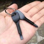 Outdoor Self Defense Pocket Keychain Multifunctional Portable EDC Survival Tool Set Screwdriver Key Flathead Cross Silver Black - immagine 8