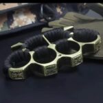 Self-defense wolf Brass knuckles finger jab vehicle mounted escape device ring ring thickened hand brace fist buckle - 3 - immagine 4