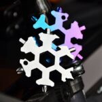 Snowflake Camping Multitool Portable Pocket Tool Box Pendant Wrench Ratchet Combination Gear Clip Measure Useful Hand Tool - immagine 4